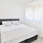 Bacan Family Apartament *