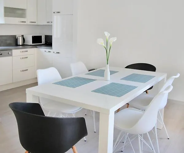 Lägenhet Bacan Family *