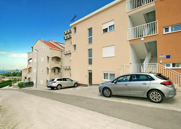 Bacan Family Lägenhet